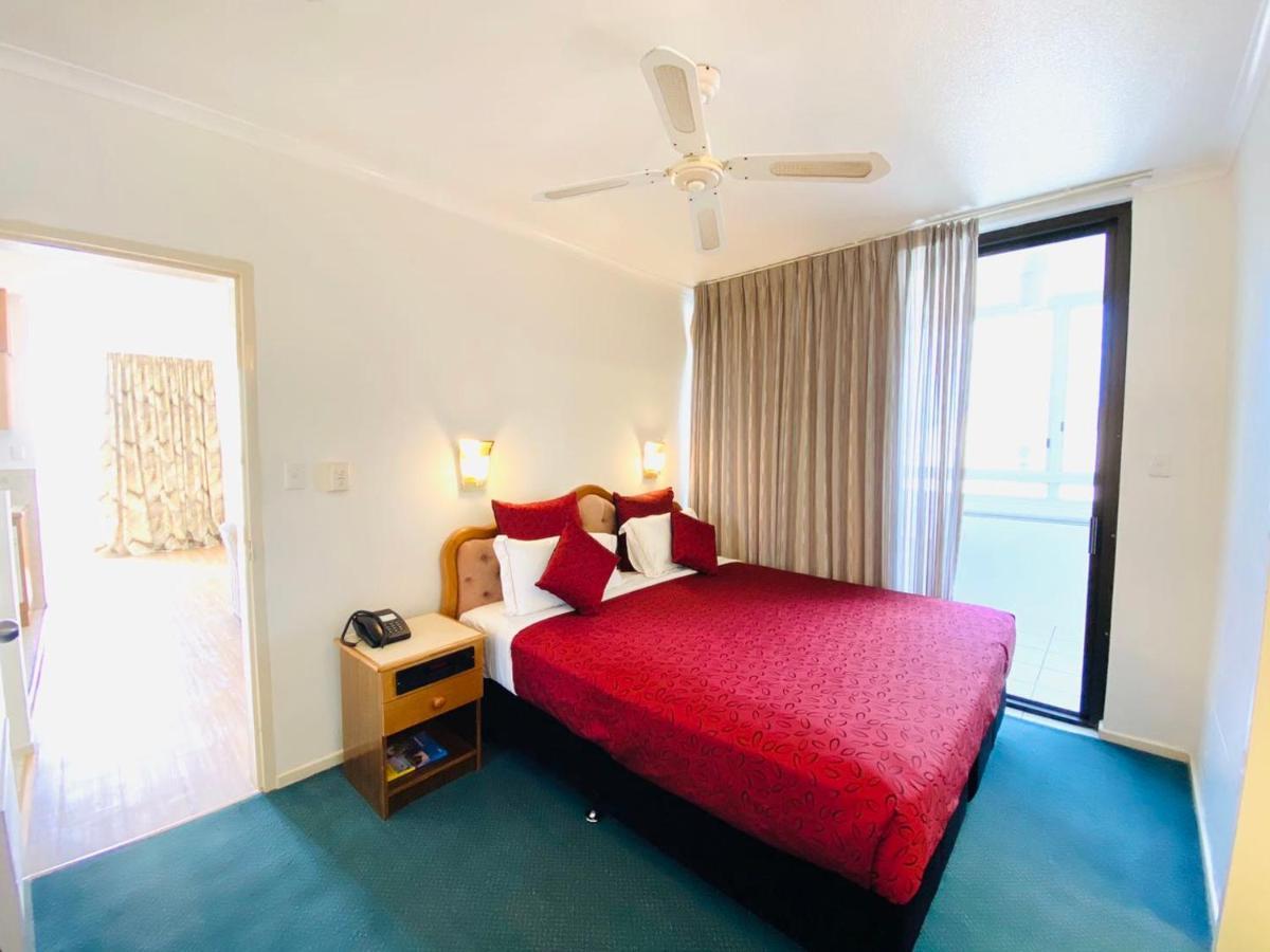 Acacia Court Hotel Cairns Ngoại thất bức ảnh