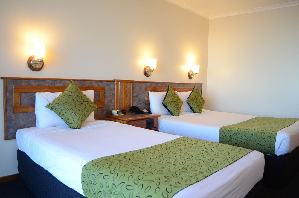 Acacia Court Hotel Cairns Ngoại thất bức ảnh