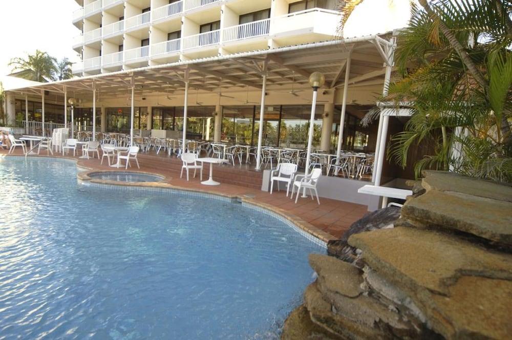 Acacia Court Hotel Cairns Ngoại thất bức ảnh