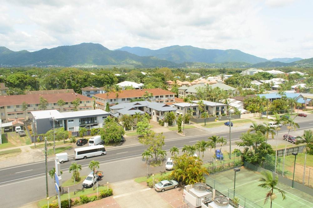 Acacia Court Hotel Cairns Ngoại thất bức ảnh
