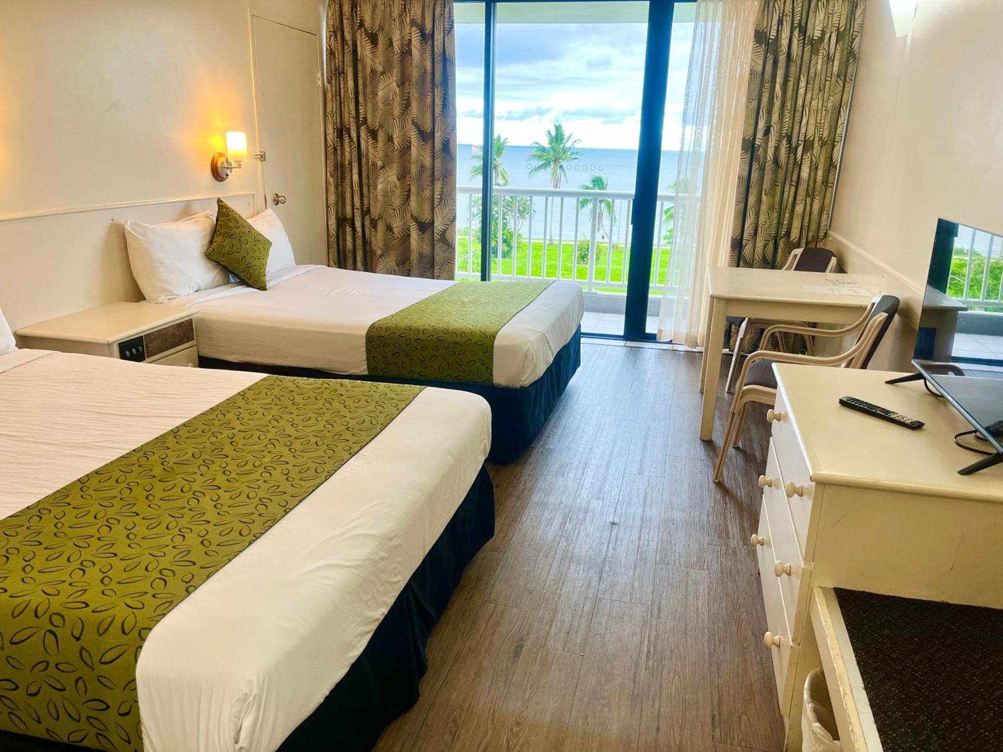 Acacia Court Hotel Cairns Ngoại thất bức ảnh