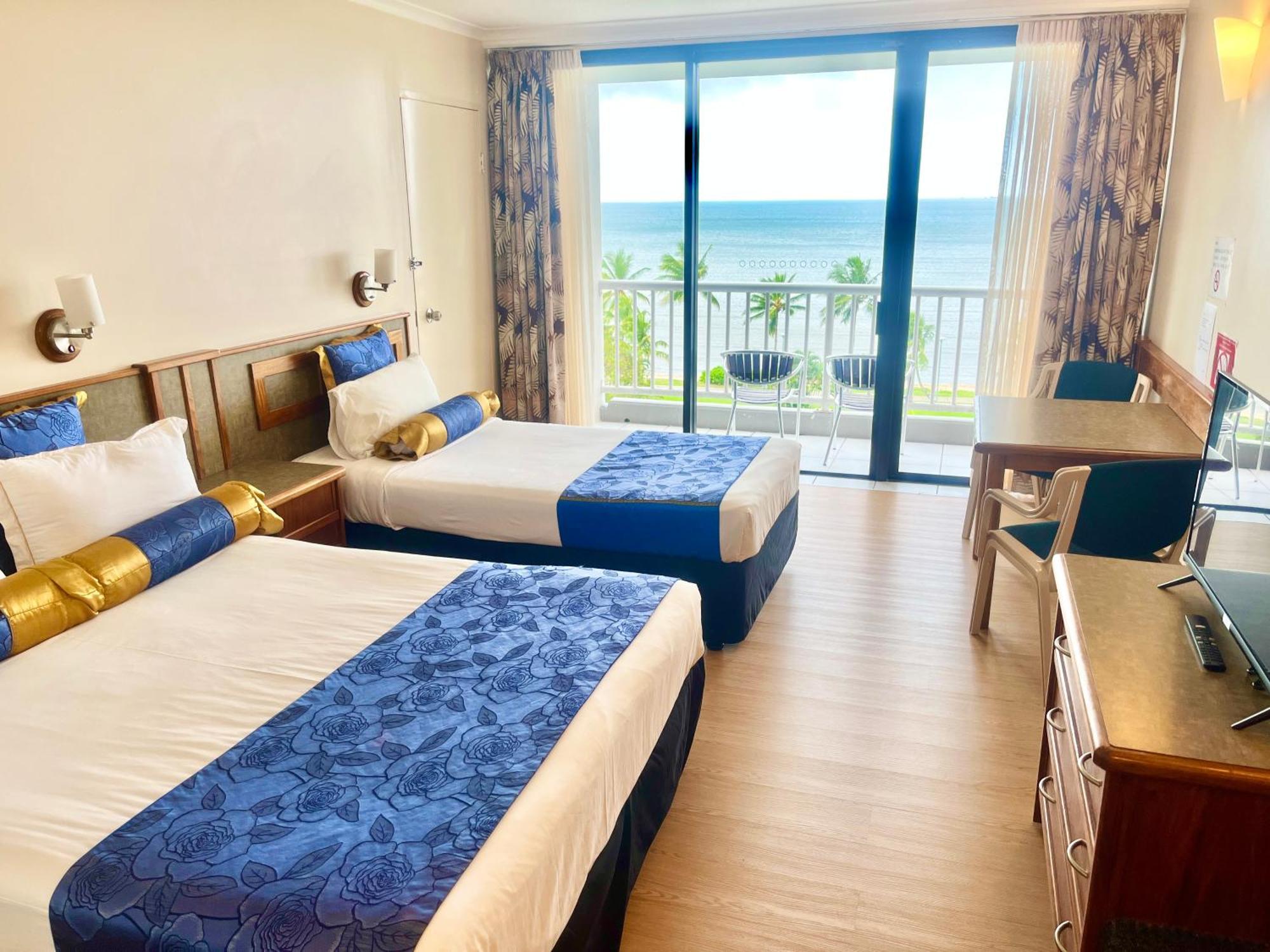 Acacia Court Hotel Cairns Ngoại thất bức ảnh